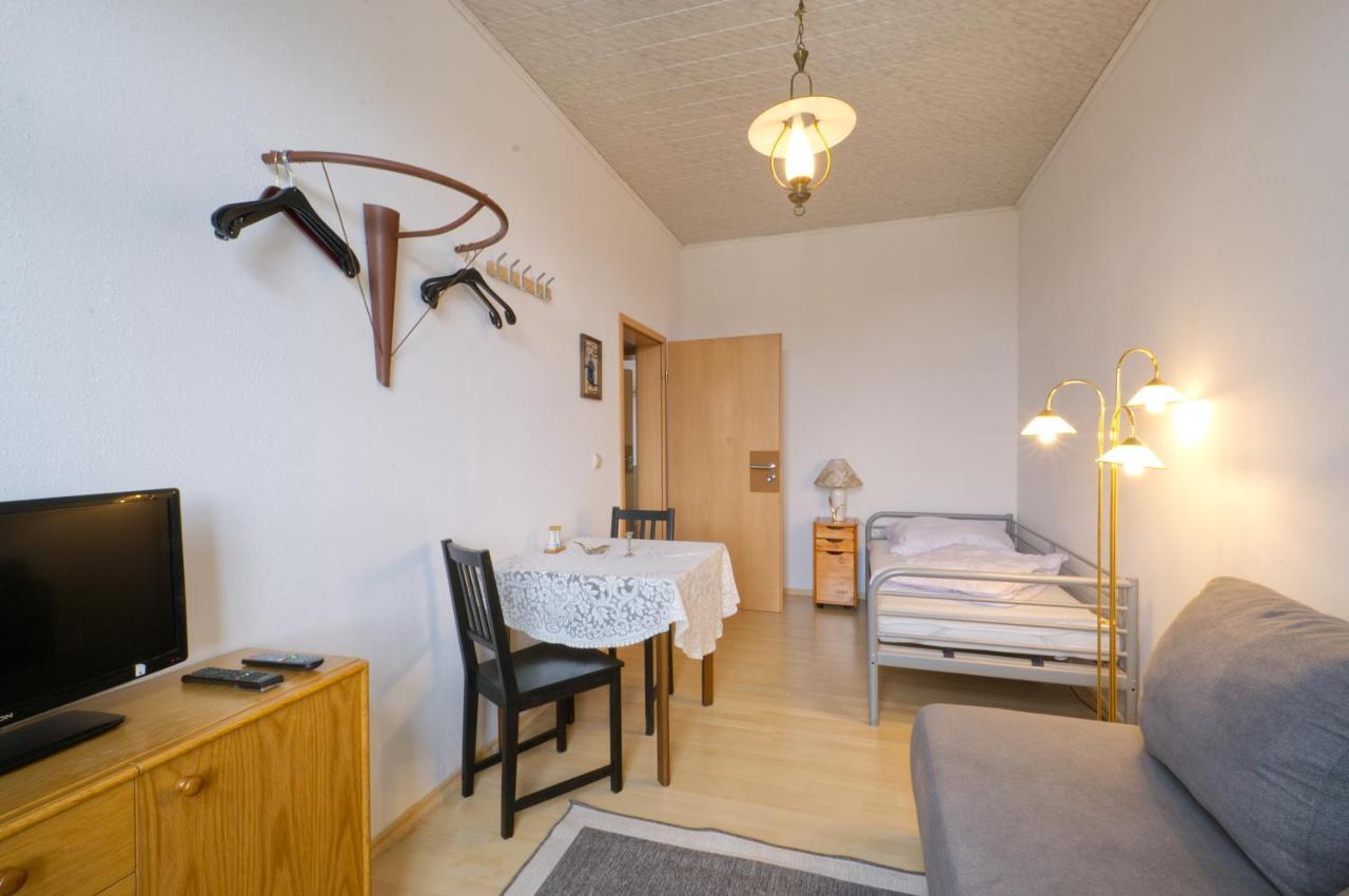 Ferienwohnung Am Busbahnhof Аннаберг-Бухгольц Экстерьер фото
