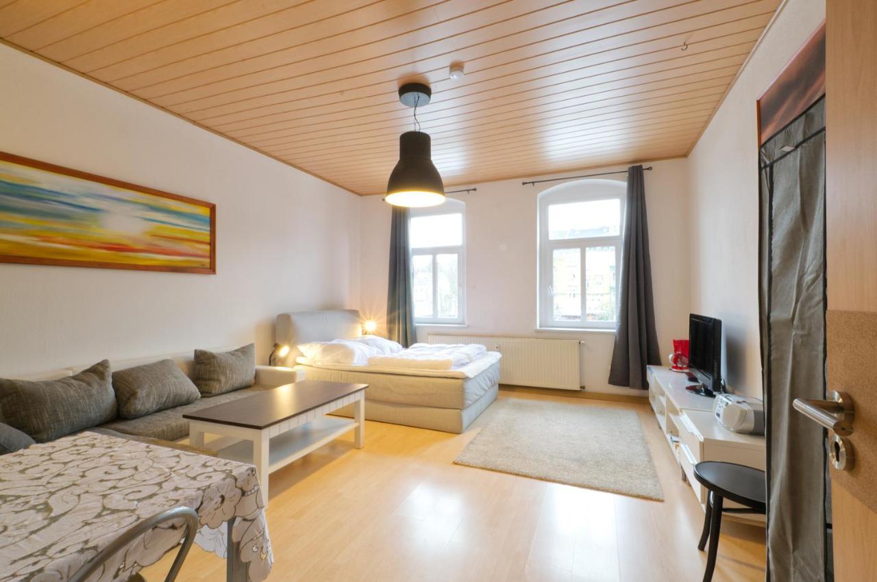 Ferienwohnung Am Busbahnhof Аннаберг-Бухгольц Экстерьер фото